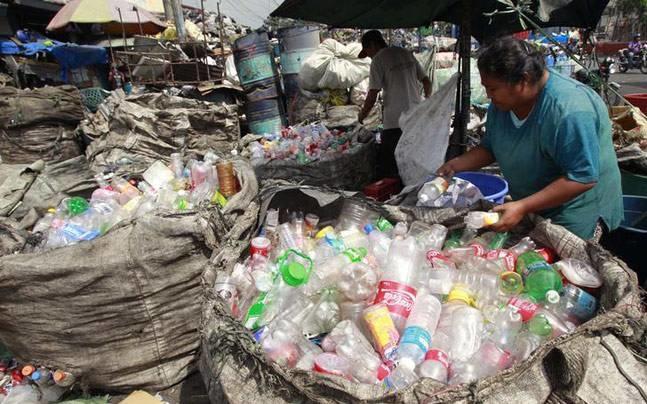 Discarded Plastic Bottle Waste Discarded Plastic Bottles