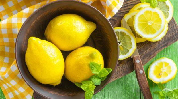 नींबू Lemons